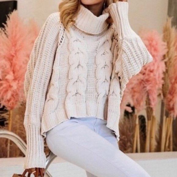 moon & madison Sweaters - Moon & Madison Cream Chenille Chunky Cropped Cowl Neck Cable Knit Sweater MD